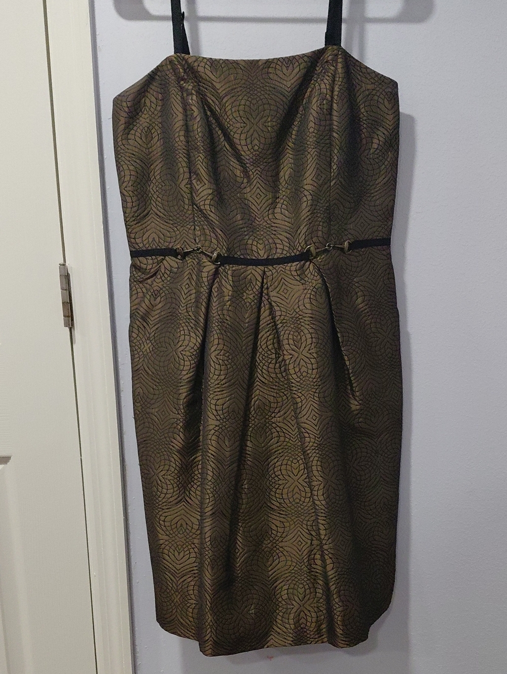 ANTONIO MELANI Sleeveless Gold-Patterned Sheath Dress